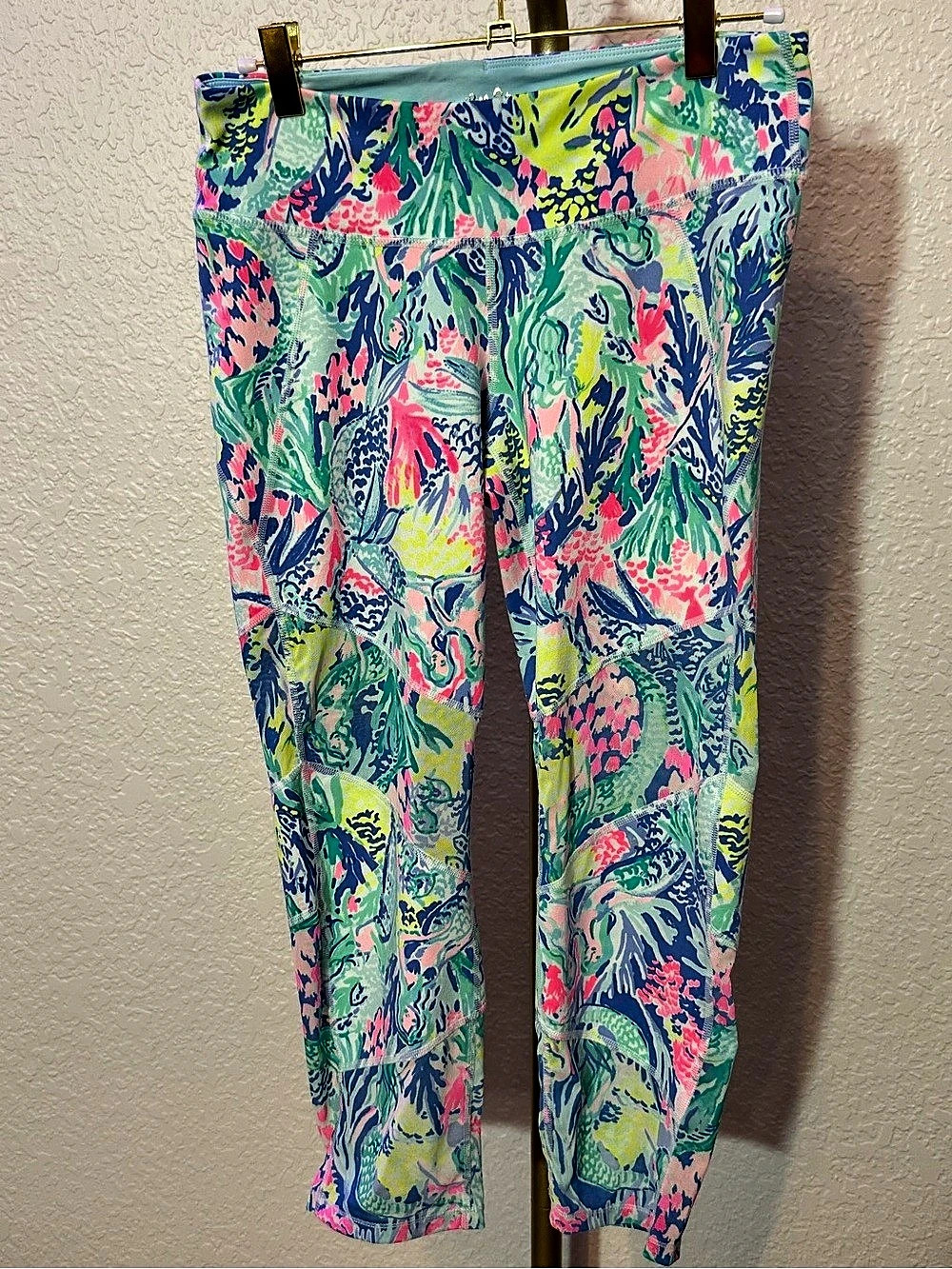 Lilly Pulitzer Luxletic Abstract Print Leggings in Blue & Green Size Medium (B6)